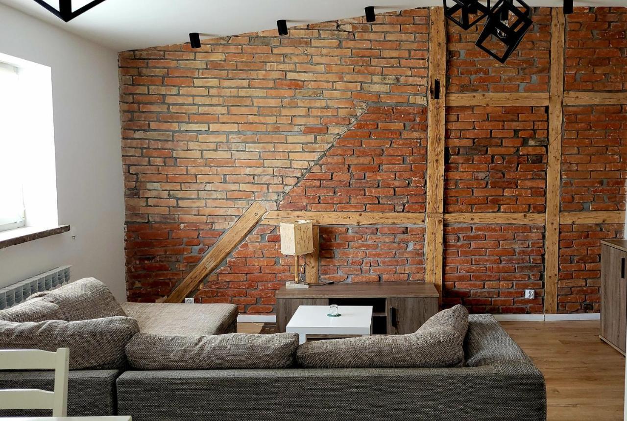 Przytulny Apartament W Centrum Miasta Kętrzyn Exterior foto